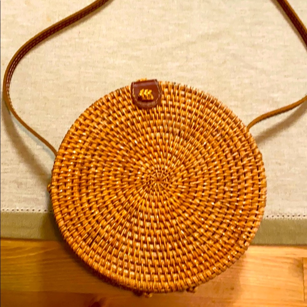 Hand bag
